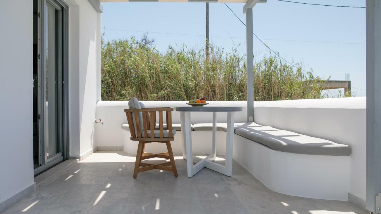 Naxos Infinity Villa And Suites Galanado Ngoại thất bức ảnh