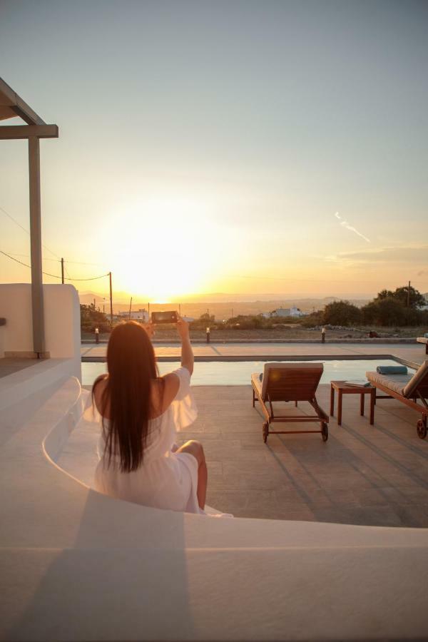 Naxos Infinity Villa And Suites Galanado Ngoại thất bức ảnh