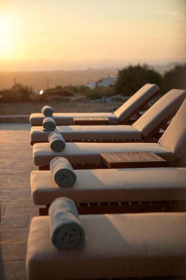 Naxos Infinity Villa And Suites Galanado Ngoại thất bức ảnh